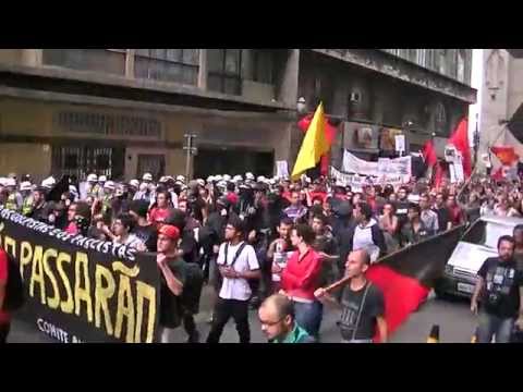 Marcha Anti-Golpista e Antifascista - Ditadura Nunca Mais