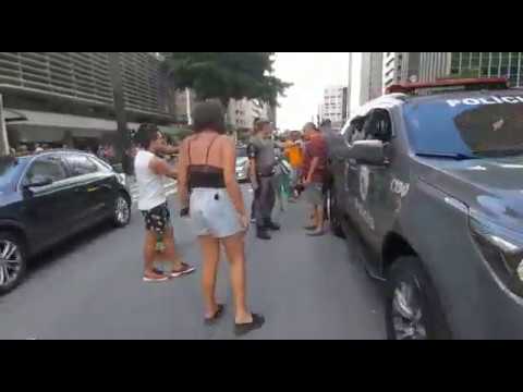 URGENTE! PM protege bolsominion armado na Paulista