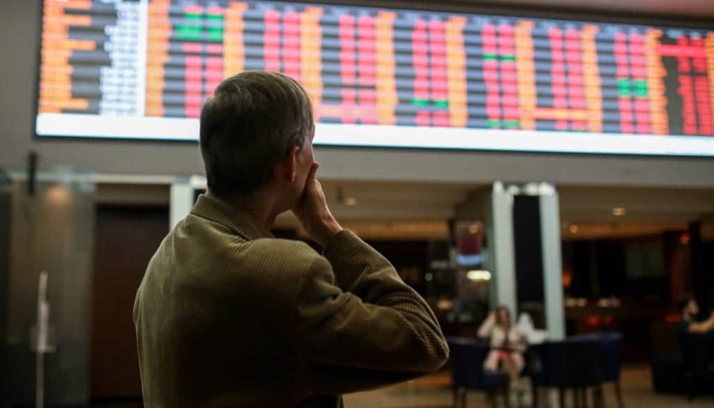 Brazilian Stocks Plunge Amid Government Crisis