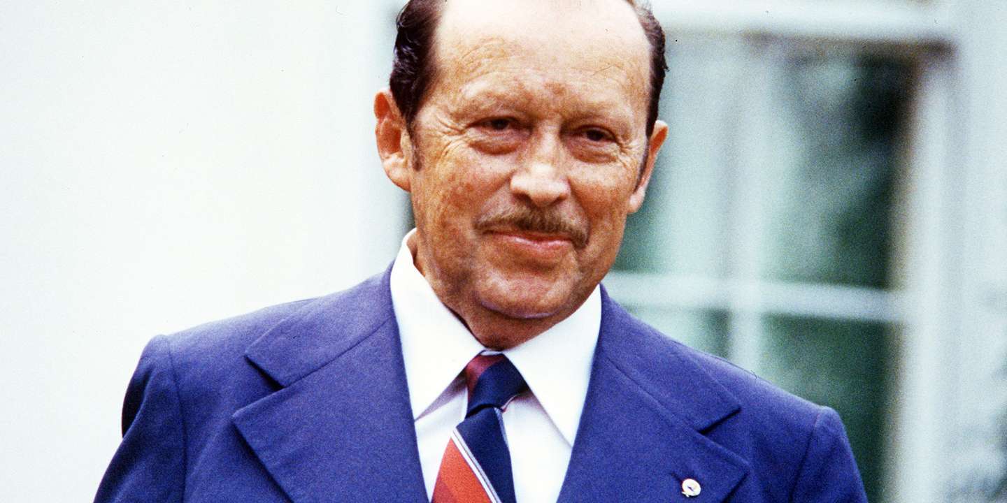 Elogiado por Bolsonaro, saiba quem foi Alfredo Stroessner, ditador