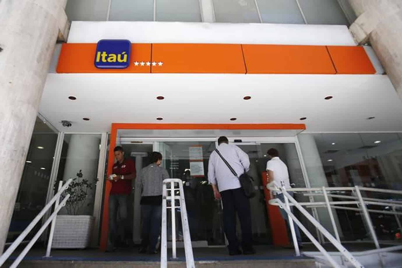 Banco Itaú apresenta projeto de terceirização das agências - Diário ...