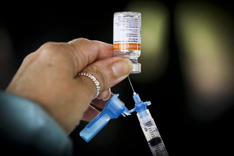 26.3. vacinação. foto breno esaki agÊncia saÚde df 3 8