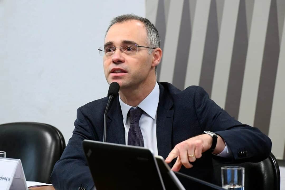 andre mendonca marcos oliveira