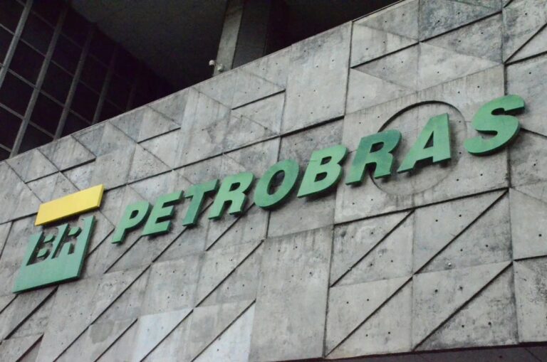 petrobras.jpg.1200x0 q85 upscale