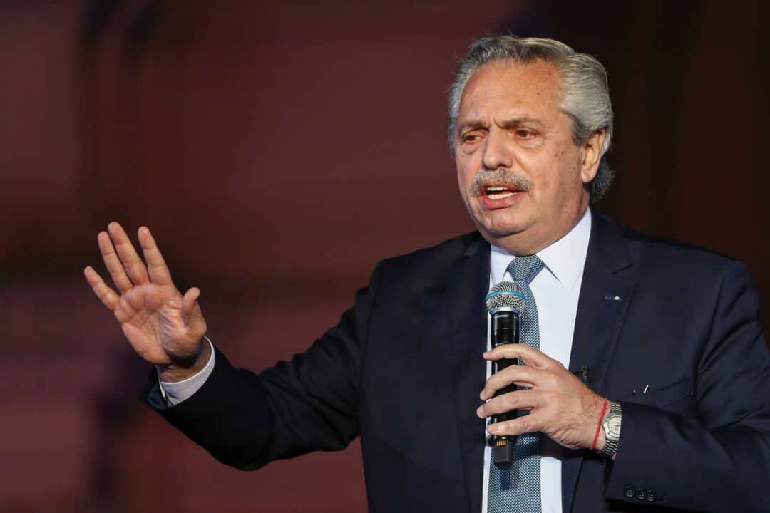 rss efe0682a86a8ec757d9a527074118c9d90ded37fa5cw