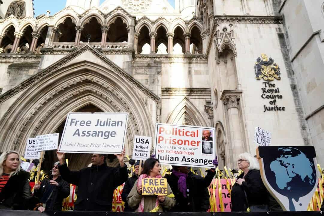 free assange