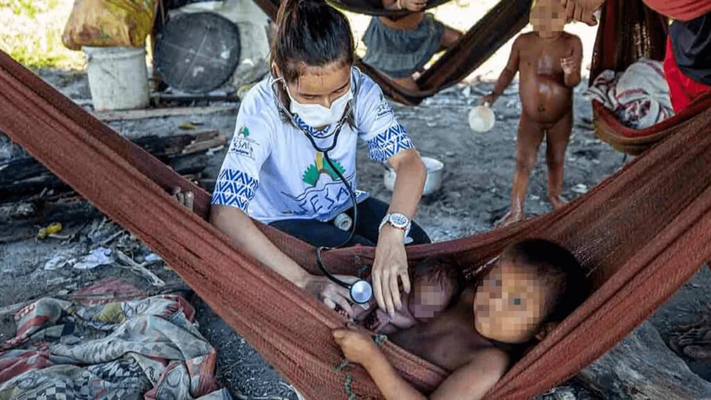 criança ianomâmi
