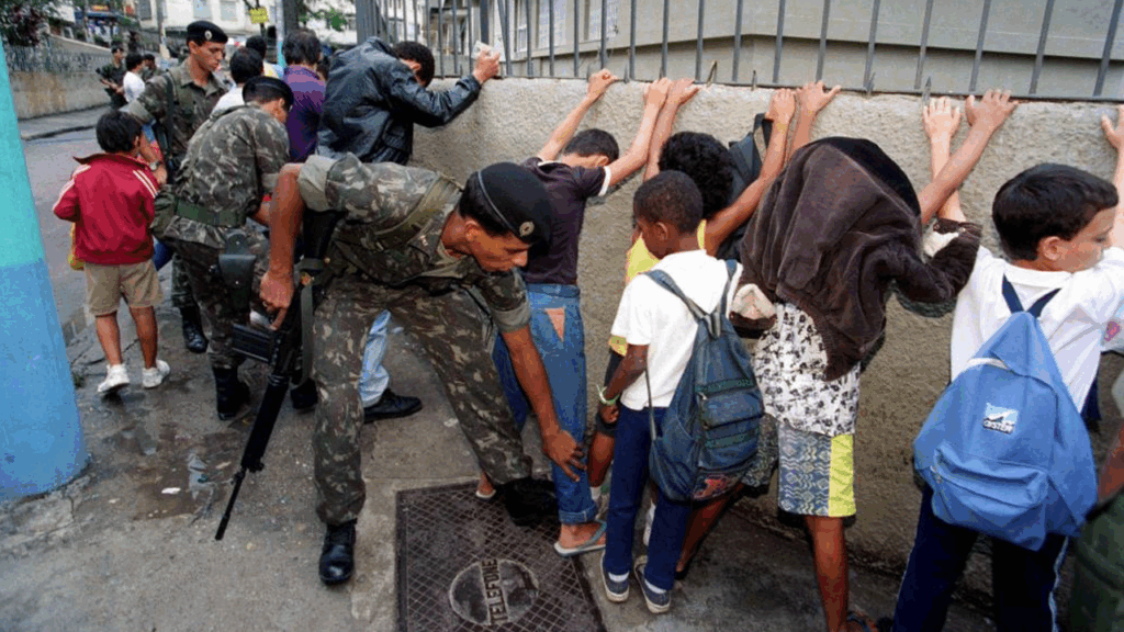 O Estado burguês é que promove a violência nas escolas