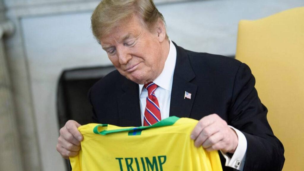 Donald Trump camisa da Seleção