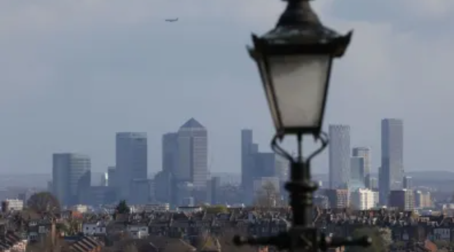 Crise energética empurra economia britânica para o precipício