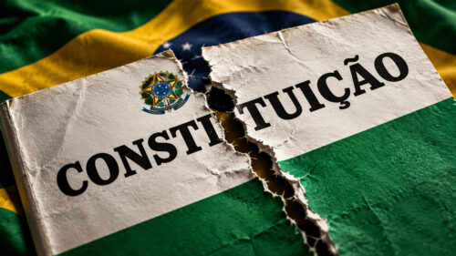 Constuição rasgada