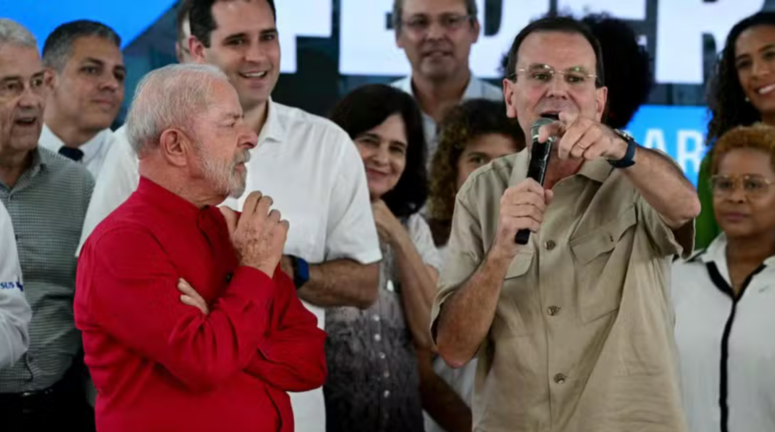 Mais de 200 mil petistas rejeitaram a frente ampla do PT com Paes