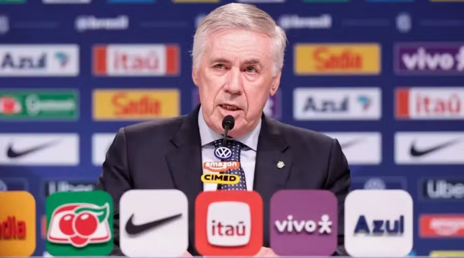 Seleção terá cinco estreantes nos amistosos contra Japão e Singapura