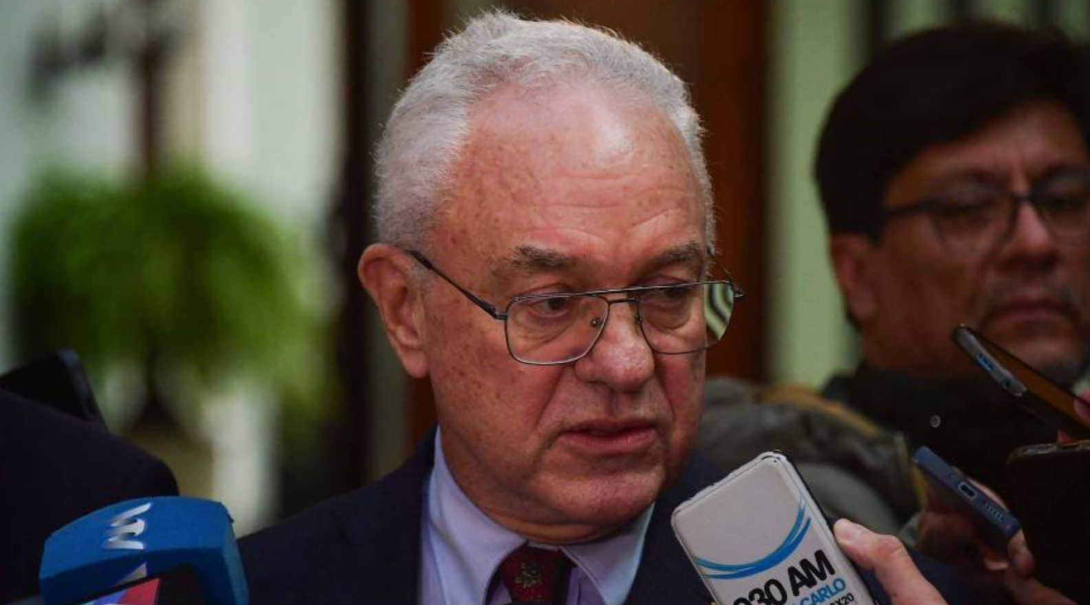 Uruguai comprova: frente ampla é política direitista e pró-imperialista