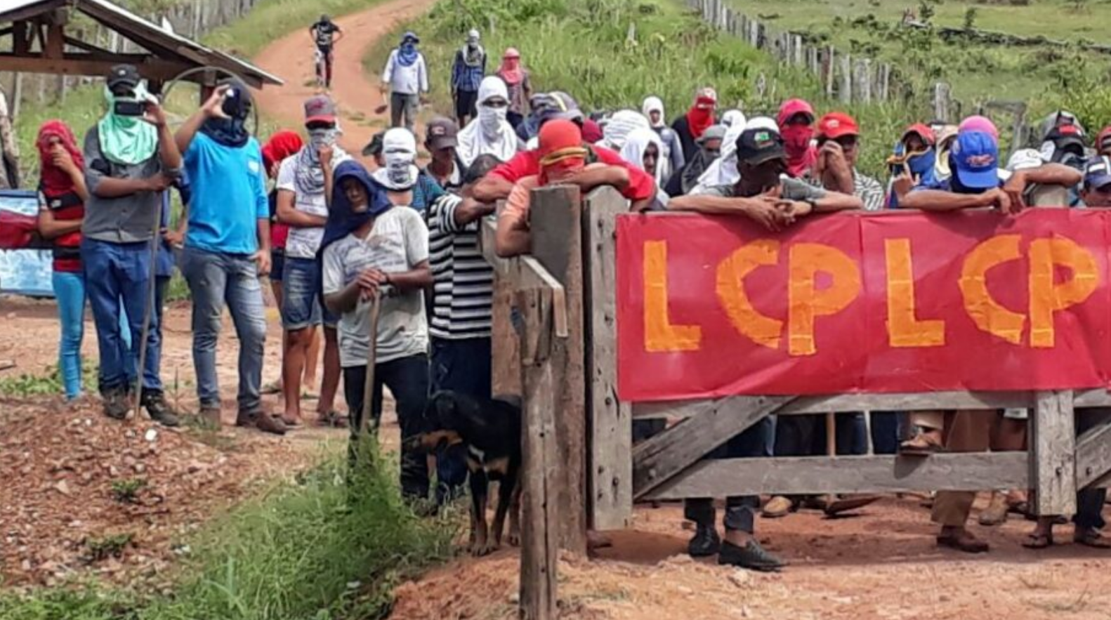 Nenhum voto aos assassinos de sem terra