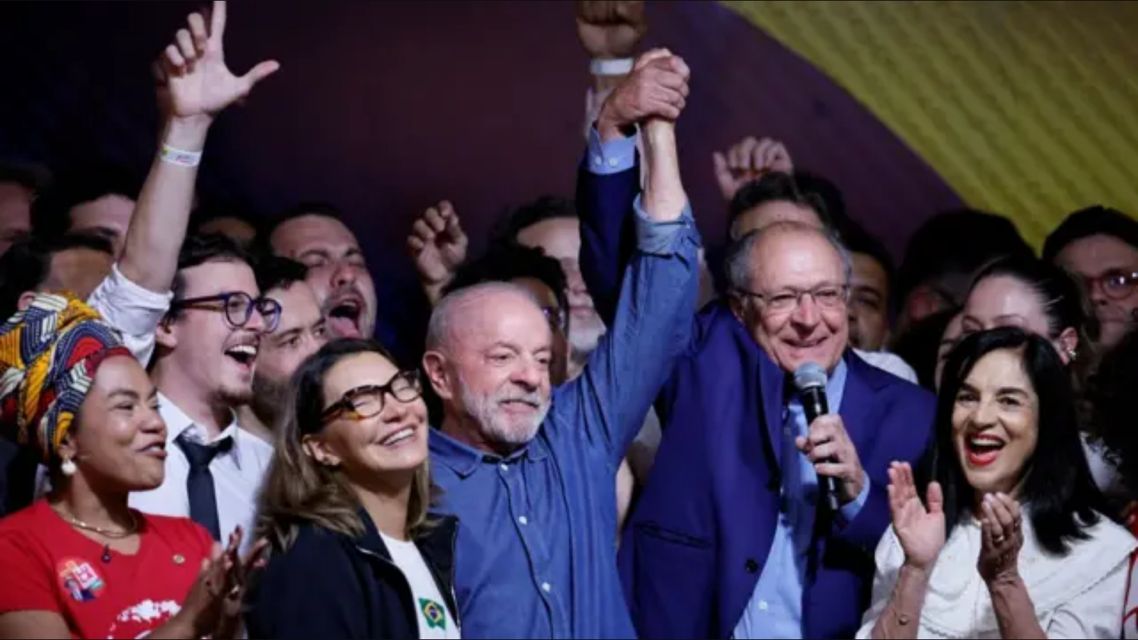 Banqueiros tocam o terror para que Lula beije seus pés
