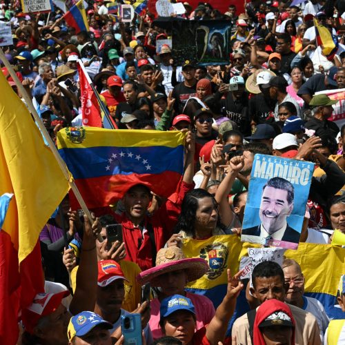 Demonstrators attend a rally in support of ousted President Nicolas Maduro in Caracas on January 7, 2026. US Energy Secretary Chris Wright said in January 7, Washington will control sales of Venezuelan oil "indefinitely," a day after President Donald Trump announced Venezuela's interim leaders had agreed to US-managed marketing of 30-50 million barrels of crude. (Photo by RONALDO SCHEMIDT / AFP)