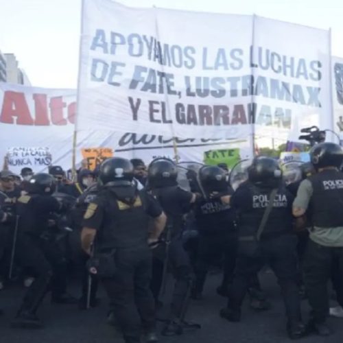 argentina-protestas-reforma-laboral-represion-foto-la-izquierda-diario.jpg (1)