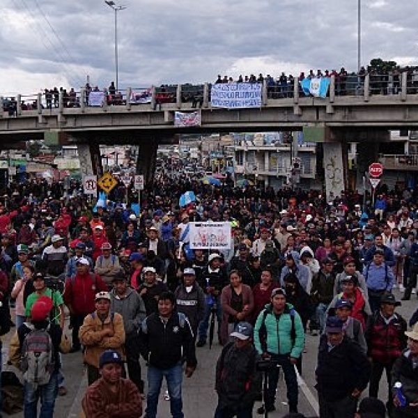 Indigenous people block a road during a protest demanding the resignation of Attorney General Consuelo Porras and prosecutor Rafael Curruchiche in San Cristobal Totonicapan, Guatemala, on October 2, 2023. Hundreds of Guatemalans blocked key roads on Monday to demand the resignation of top prosecutors whom they accuse of trying to block the newly elected president from taking office. Prosecutor Rafael Curruchiche on Friday and Saturday sent security forces to seize boxes of voting records from this year's presidential election, won by outsider Bernardo Arevalo, 64, in a massive upset. (Photo by Gustavo RODAS / AFP)