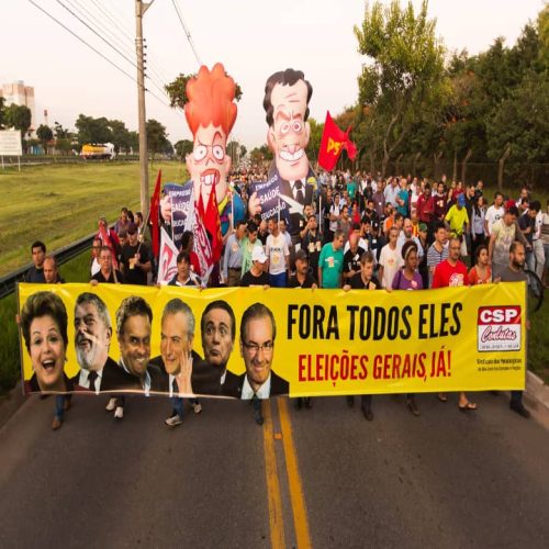 Protestos de rua por Fora Todos contra o PT, ação civil pública na burocracia golpista contra Bolsonaro. PSTU é uma piada
