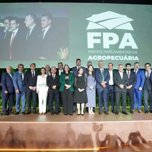 solenidade-reuniu-diversas-autoridades-do-setor-agropecuario-do-Brasil-1