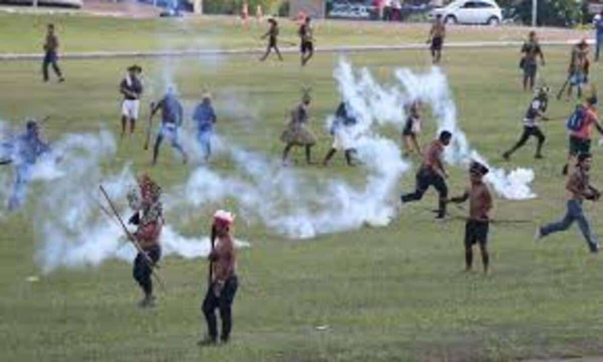 protesto indígena em brasilia 1 (1)