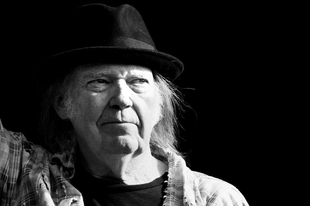 neil young performs at hyde park london