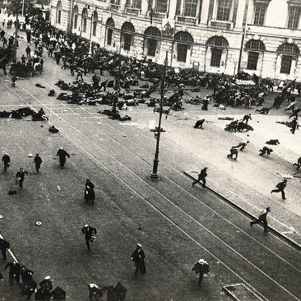 19170704_Riot_on_Nevsky_prosp_Petrograd